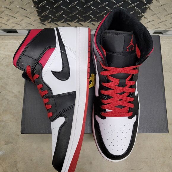 Nike Air Jordan 1 Mid Gym Red Black Toe Sneakers Men\'s Size 13 [DQ8426-106]‎ main image 12